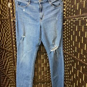 Old Navy Light Blue Skinny Jeans with Distressed Details